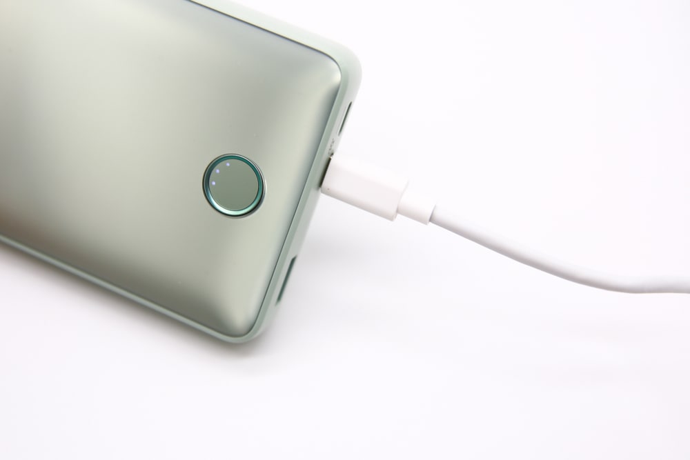 ワイヤレス充電は非対応