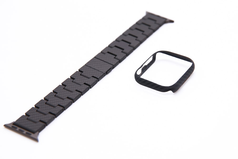 【概要】PITAKA カーボンファイバー Apple Watch バンド/Air Case