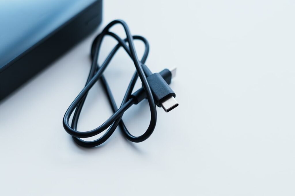 ワイヤレス充電は非対応