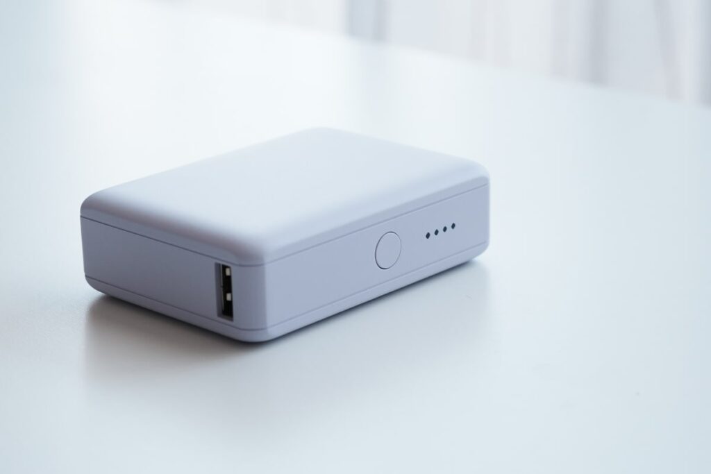 【レビュー】MOTTERUモバイルバッテリー 10,000mAh PD30W
