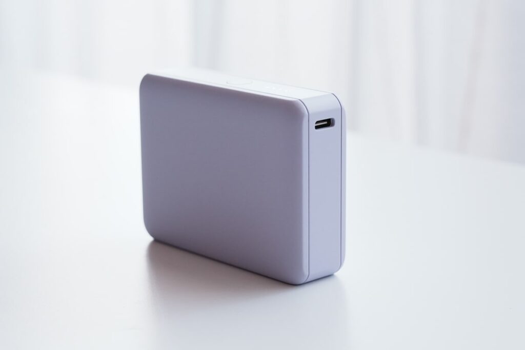 MOTTERUモバイルバッテリー 10,000mAh PD30W