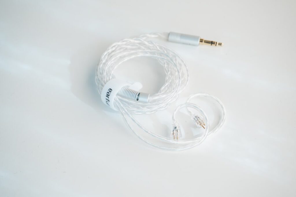 EarFun EH100 有線HiFiイヤホン