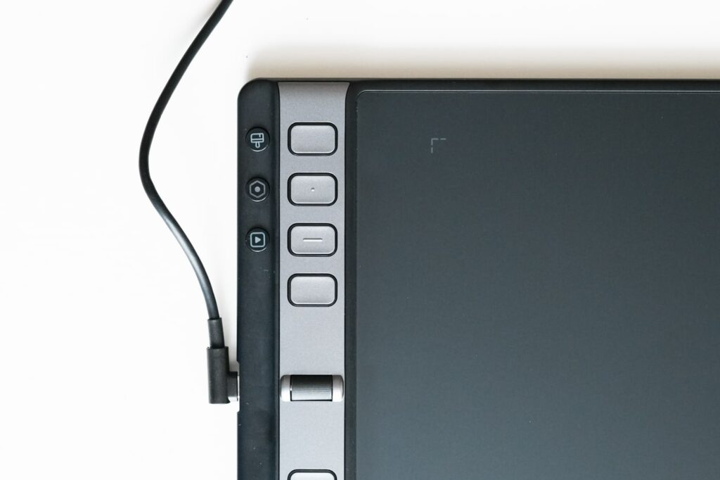 無料クーポン配布 アプリ レビュー】HUION ペンタブレット「Inspiroy 2」は、初心者に 液タブ・ペンタブ