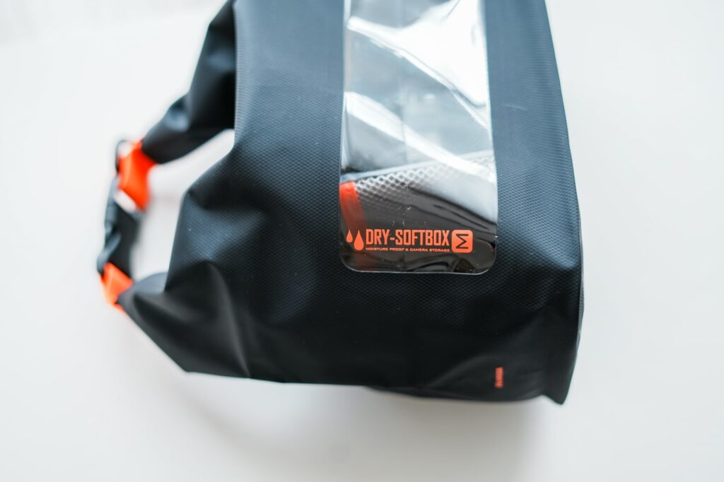 Mサイズでもレンズ2本は入る