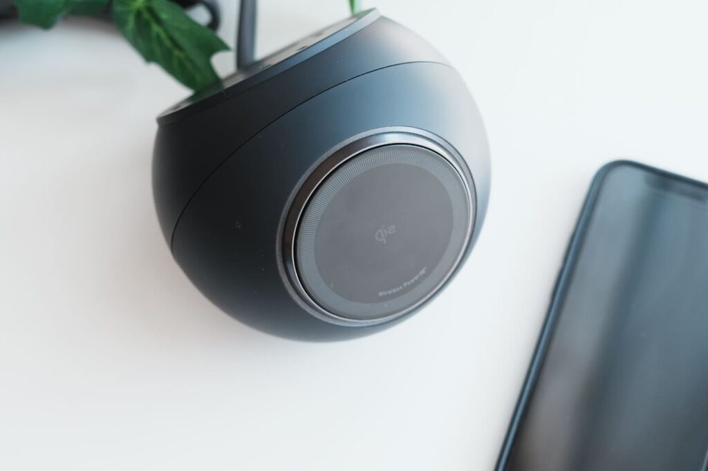 まとめ:Anker MagGo Magnetic Charging Station(8-in-1)は丸いデザインがかわいくデスクをすっきりさせる充電器でした