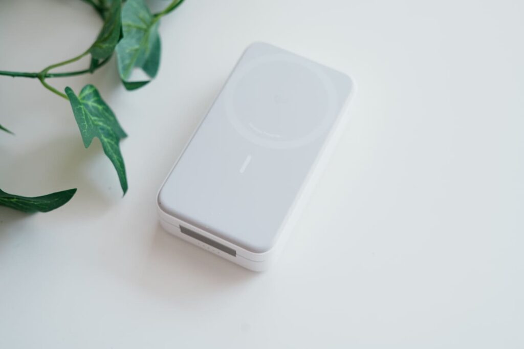 まとめ：Anker MagGo Power Bank（6600mAh）はスタンドにもなるQi2対応モバイルバッテリー