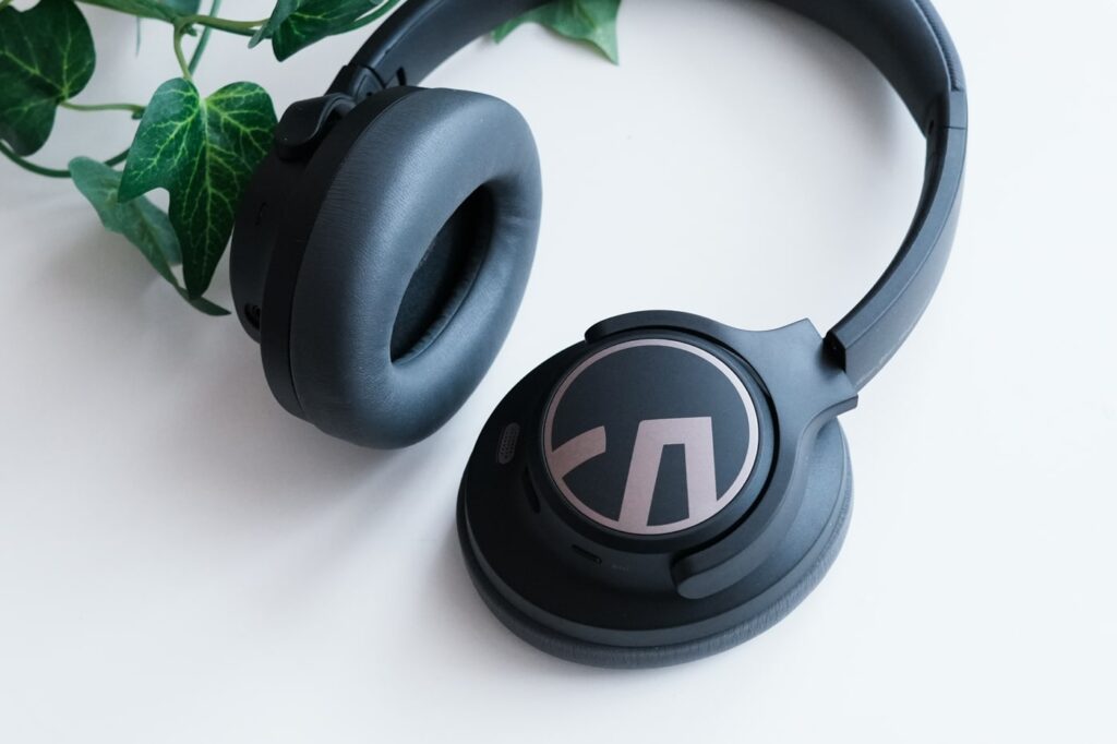 まとめ:SOUNDPEATS Space ワイヤレス ヘッドホンは123時間連続再生で充電を気にせず楽しめるコスパ最強のアイテム