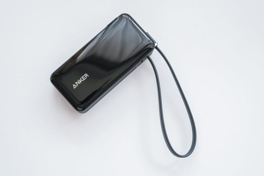 Anker Power Bank (10000mAh, Fusion, Built-In USB-C ケーブル)