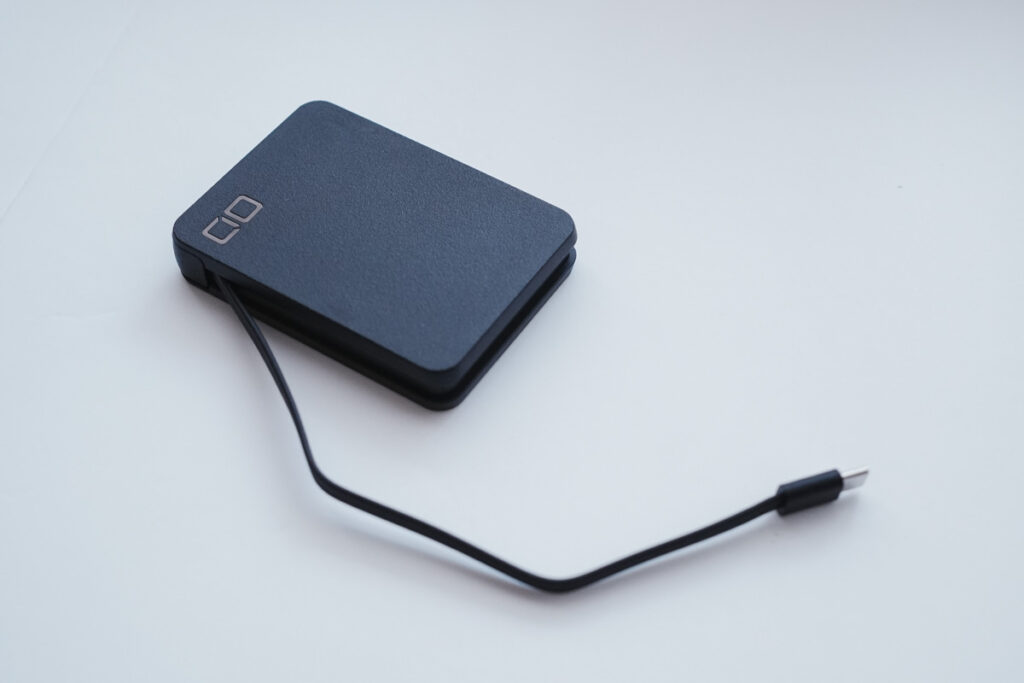 USB-Cケーブルと一体型(取り外しも可能)なので便利
