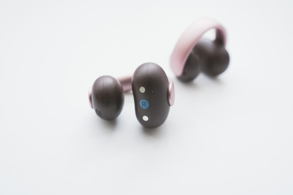 Anker「Soundcore AeroClip」イヤーカフ型ワイヤレスイヤホン