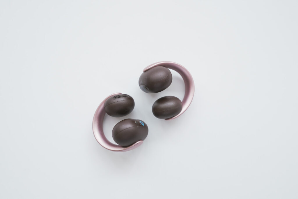 Anker「Soundcore AeroClip」イヤーカフ型ワイヤレスイヤホン