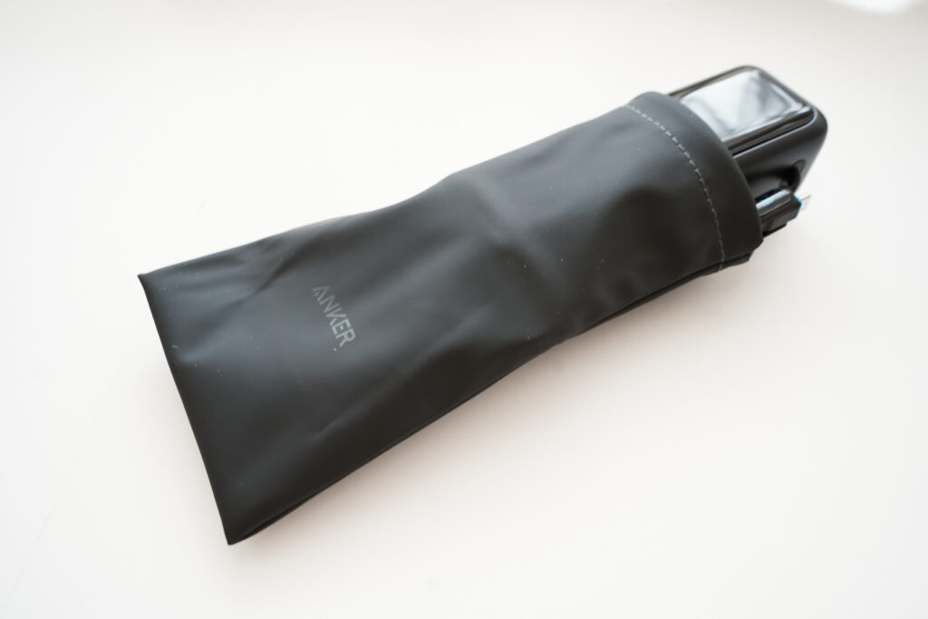 【レビュー】Anker Power Bank(25000mAh, Built-In & 巻取り式USB-Cケーブル)