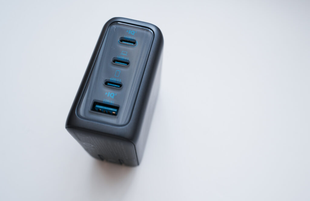 Anker Charger(140W, 4 Ports)with USB-C & USB-C ケーブル 充電器