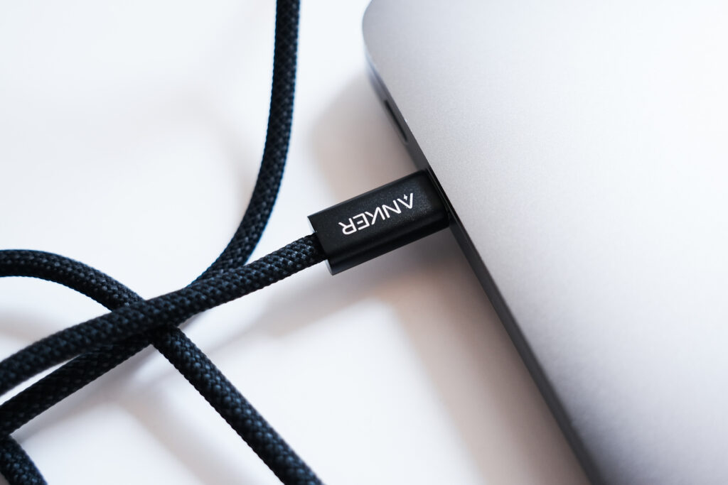 Anker Charger(140W, 4 Ports)with USB-C & USB-C ケーブル 充電器