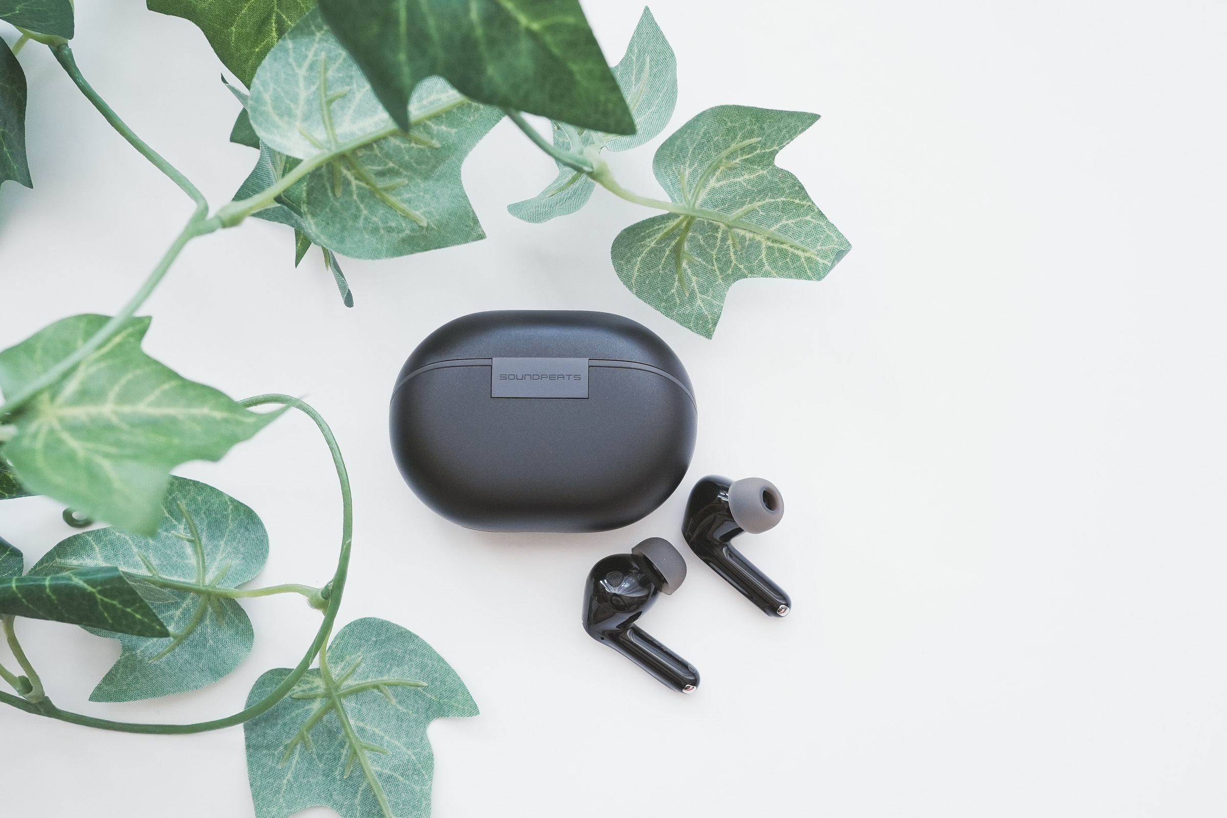 SOUNDPEATS Air5 Proは1万円以下でノイキャンが強力なカナル型のワイヤレスイヤホン