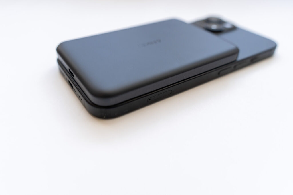 Anker Nano Power Bank（5000mAh, MagGo, Slim）モバイルバッテリー