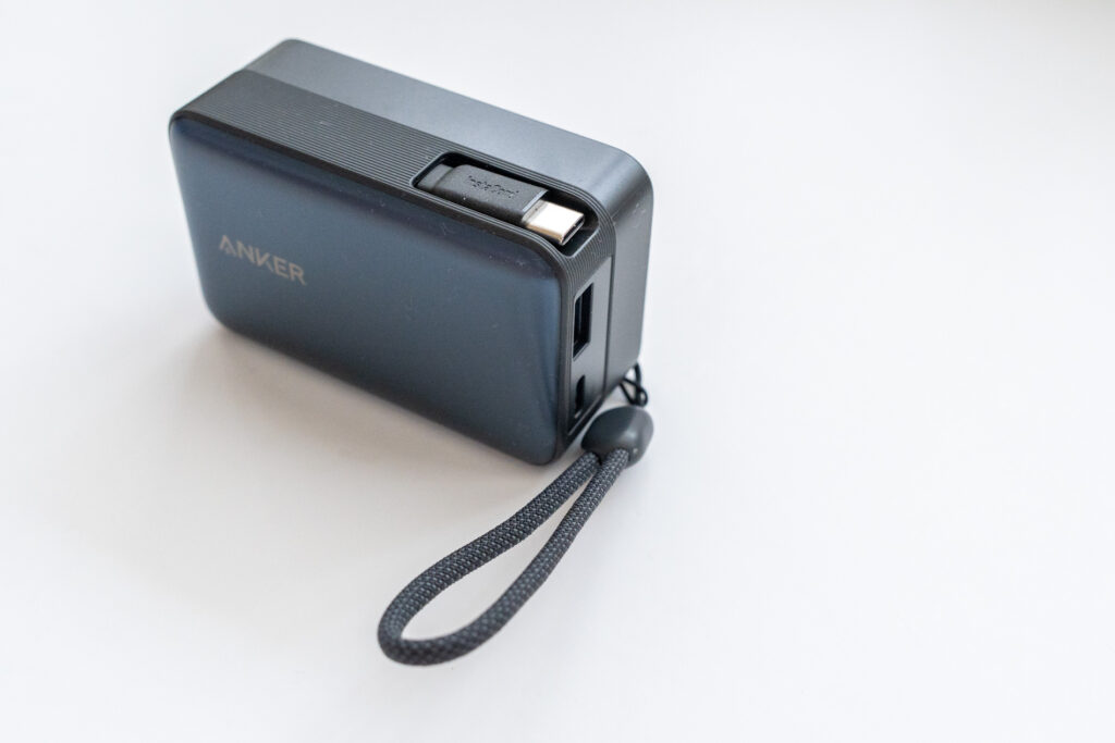 Anker Nano Power Bank（10000mAh, 45W, 巻取り式 USB-Cケーブル）