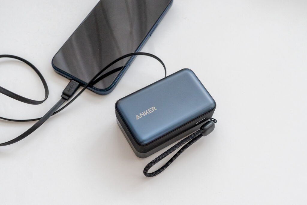 Anker Nano Power Bank（10000mAh, 45W, 巻取り式 USB-Cケーブル）