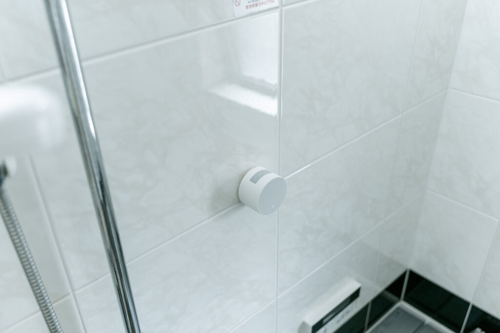 CIO Portable Bath Speaker（マグネット吸着するワイヤレス防水スピーカー）