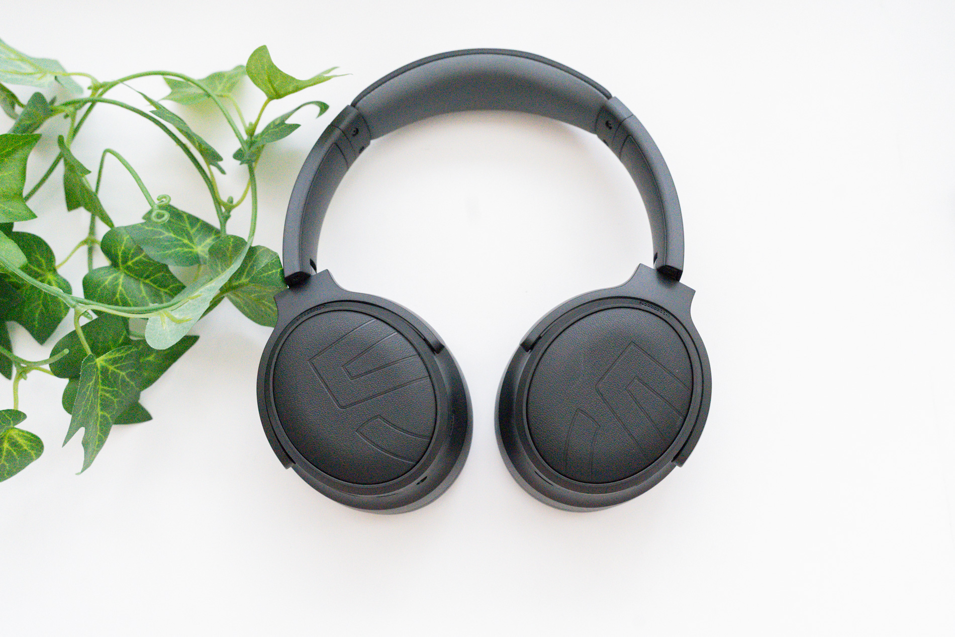 【レビュー】SOUNDPEATS Space Pro｜1万円以下でハイレゾ・LDAC対応！コスパ最強ヘッドホンの魅力とは？