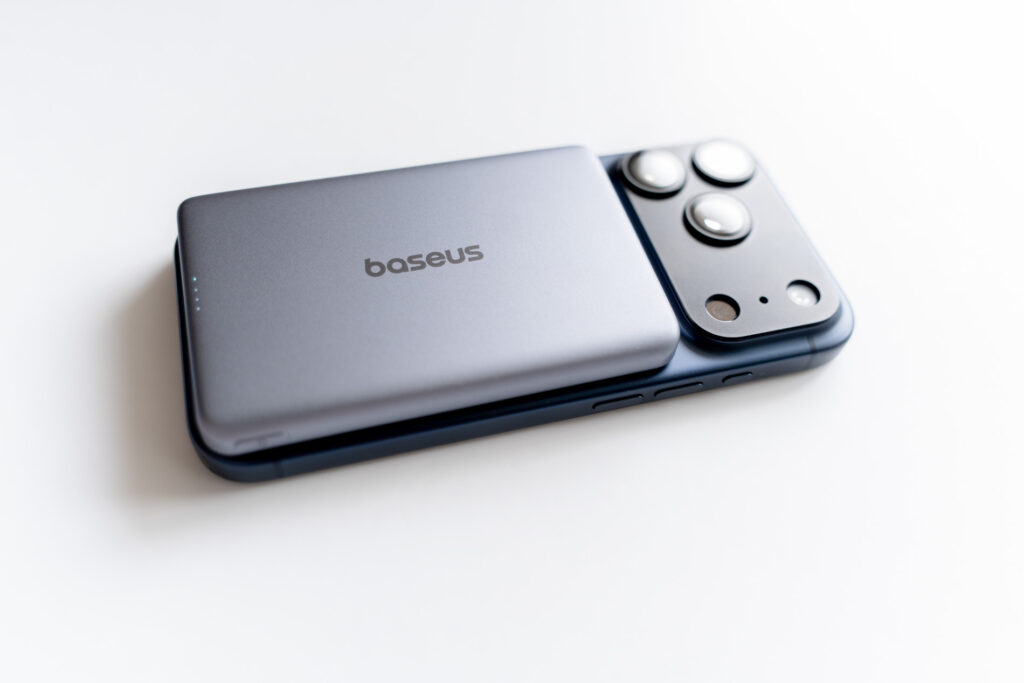 Baseus PicoGo AM41 超薄型マグネット式モバイルバッテリー