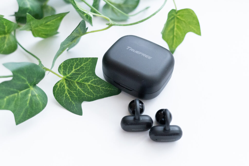 【レビュー】TRUEFREE Clip C10 耳を塞がないイヤーフック型ワイヤレスイヤホン！コスパ最強の後悔しない入門機としておすすめです！