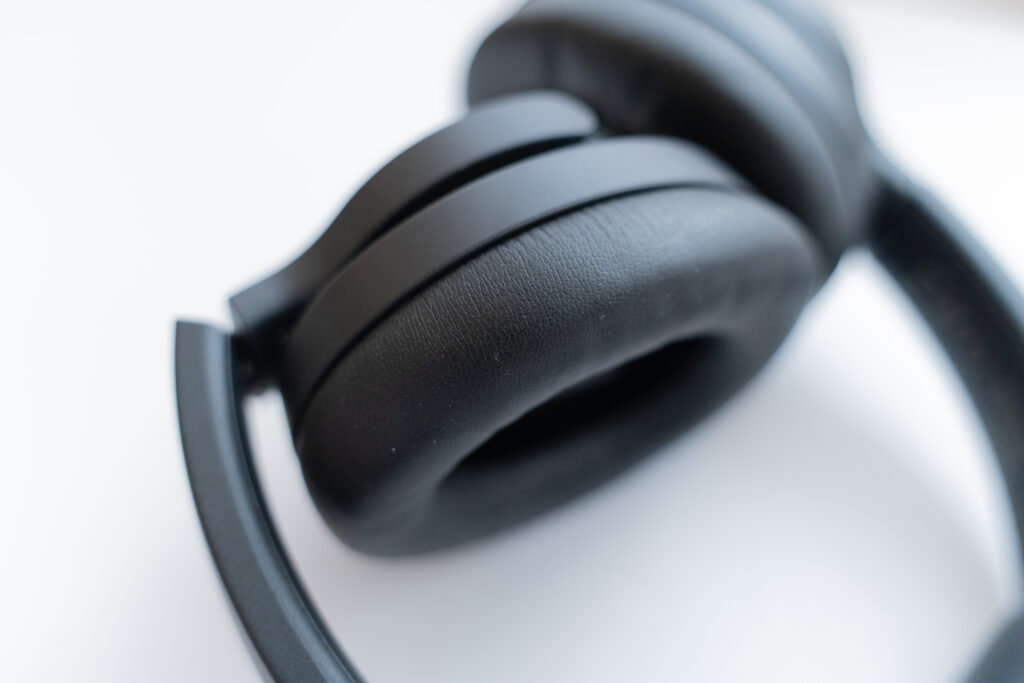 夏場の蒸れは少し気になるかも？