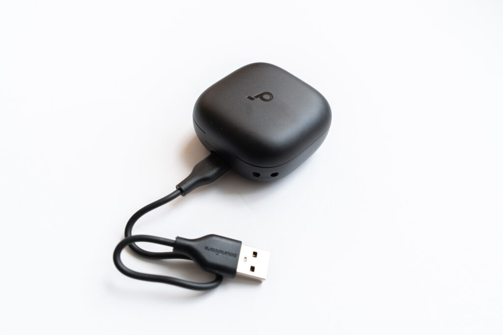 ワイヤレス充電には非対応