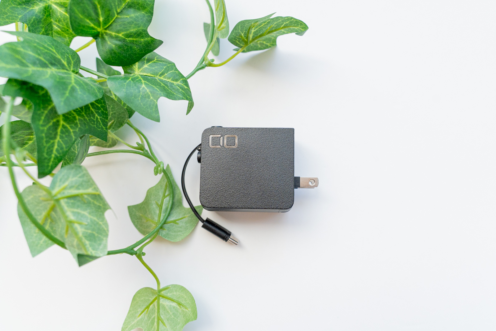 【レビュー】CIO NovaPort DUO II 45W2C Built in CORD REEL 急速充電器はケーブルも充電器もこれ一つでOK!