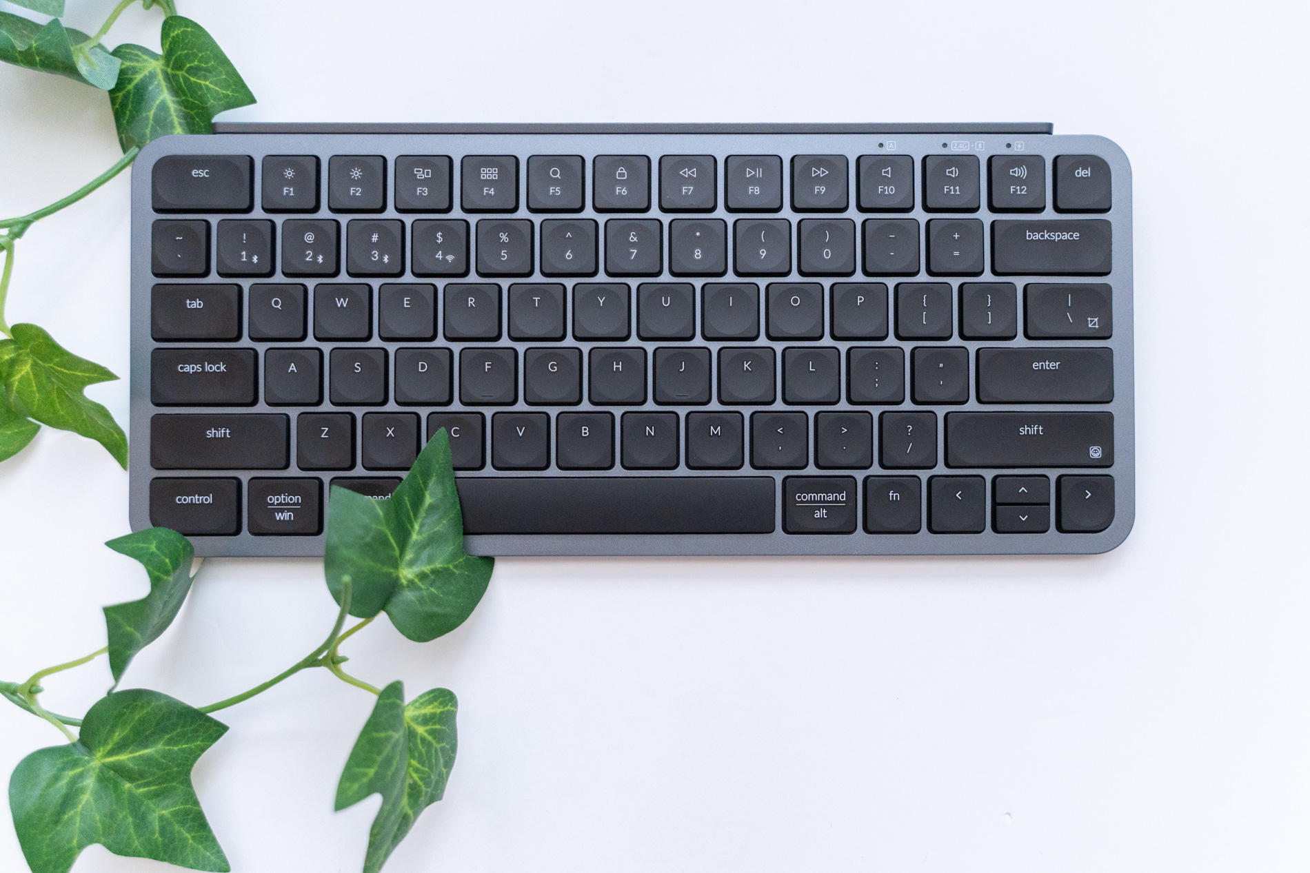 【レビュー】Keychron B1 Pro ウルトラスリム ワイヤレスキーボード