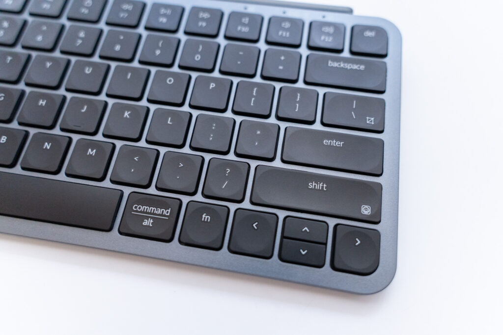 Keychron B1 Pro ウルトラスリム ワイヤレスキーボード