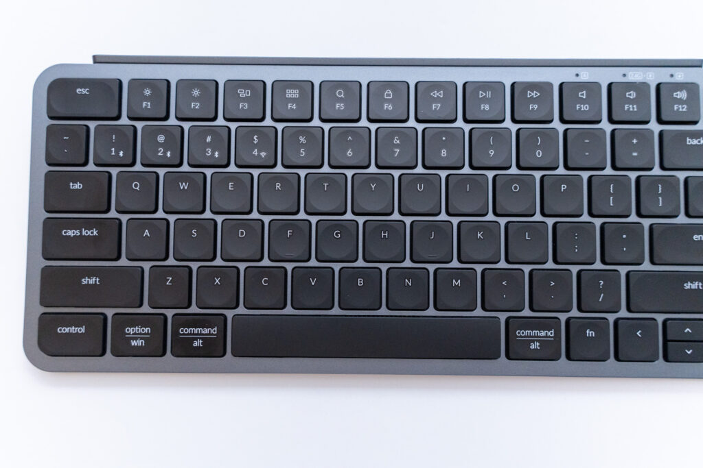 Keychron B1 Pro ウルトラスリム ワイヤレスキーボード