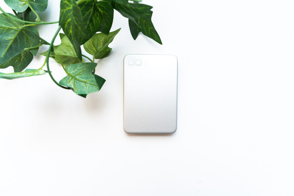 CIO SMARTCOBY SLIMⅡ Wireless 2.0 8Kは、ありそうでなかった8,000mAhというちょうど良いモバイルバッテリーです！