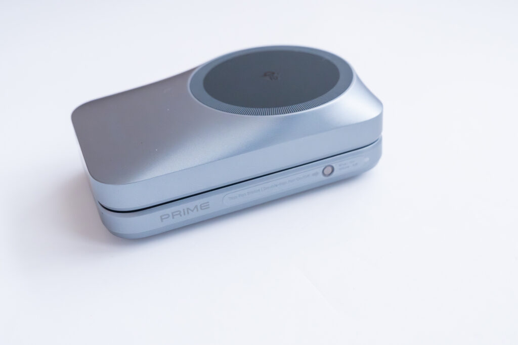 折りたたみ式で持ち運びできる