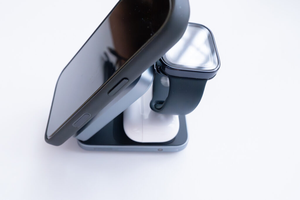 デスク周りが一気にスッキリする