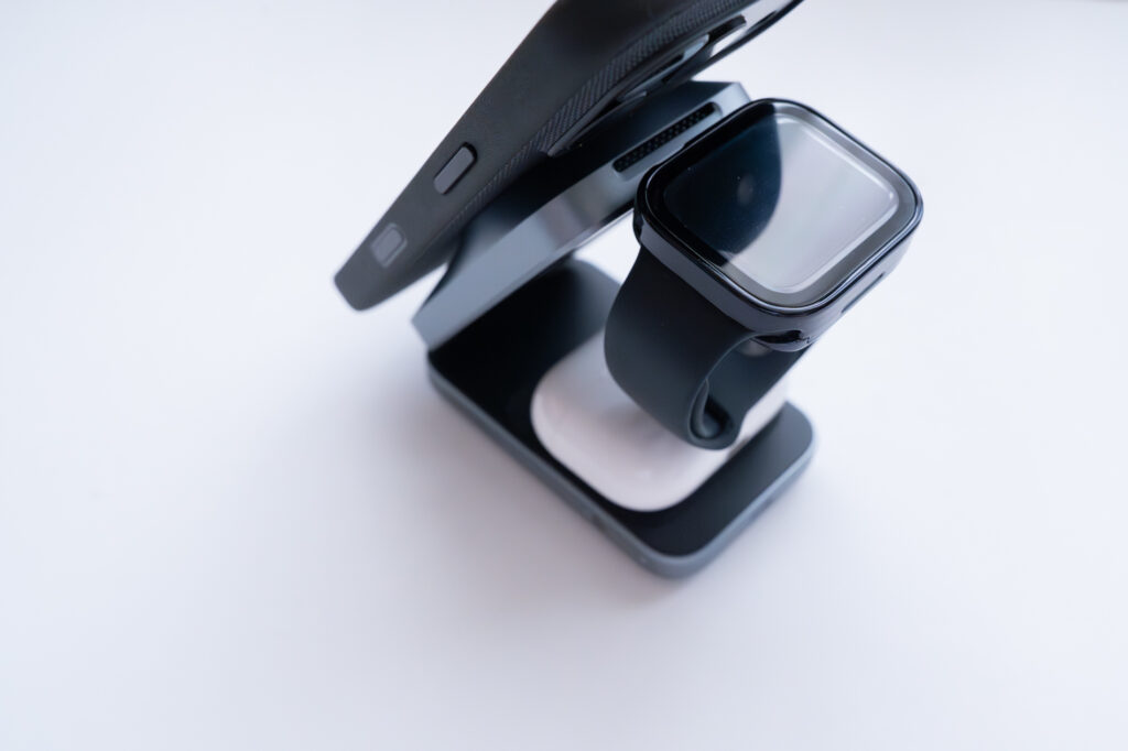 Anker Prime Wireless Charging Station（3-in-1, MagGo, AirCool, Foldable）マグネット式ワイヤレス充電器