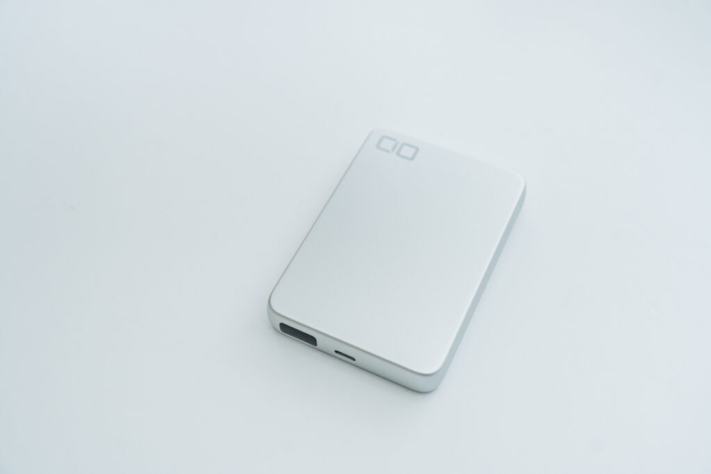 10000mAhで安心感がある