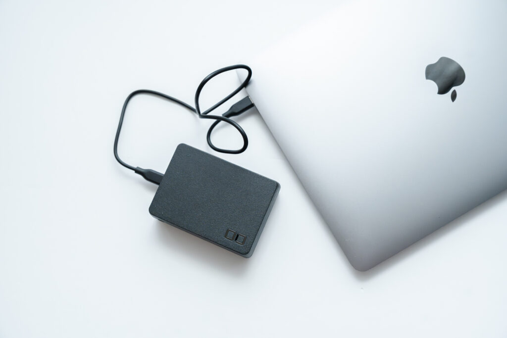 ノートPCまで充電できる安心感(単ポート最大67W高出力)