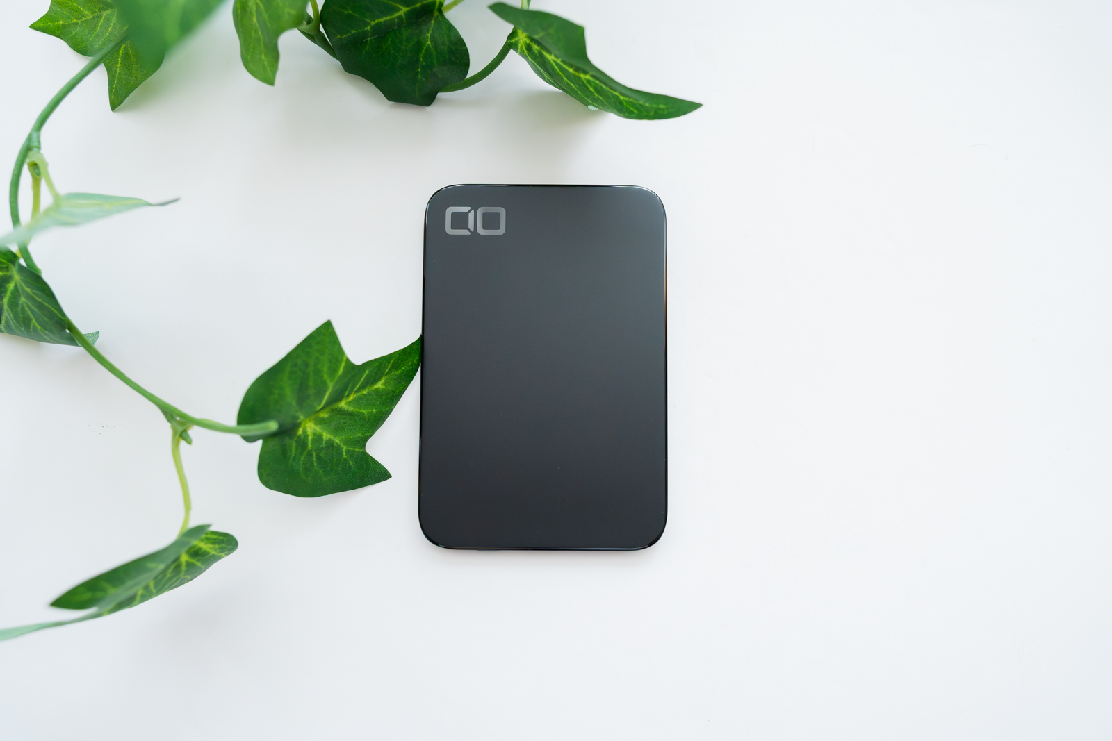 【レビュー】SMARTCOBY ULTRA SLIM 3K モバイルバッテリー｜厚さ4.98mmの衝撃！"入れっぱなし"にできる唯一無二の延命バッテリー