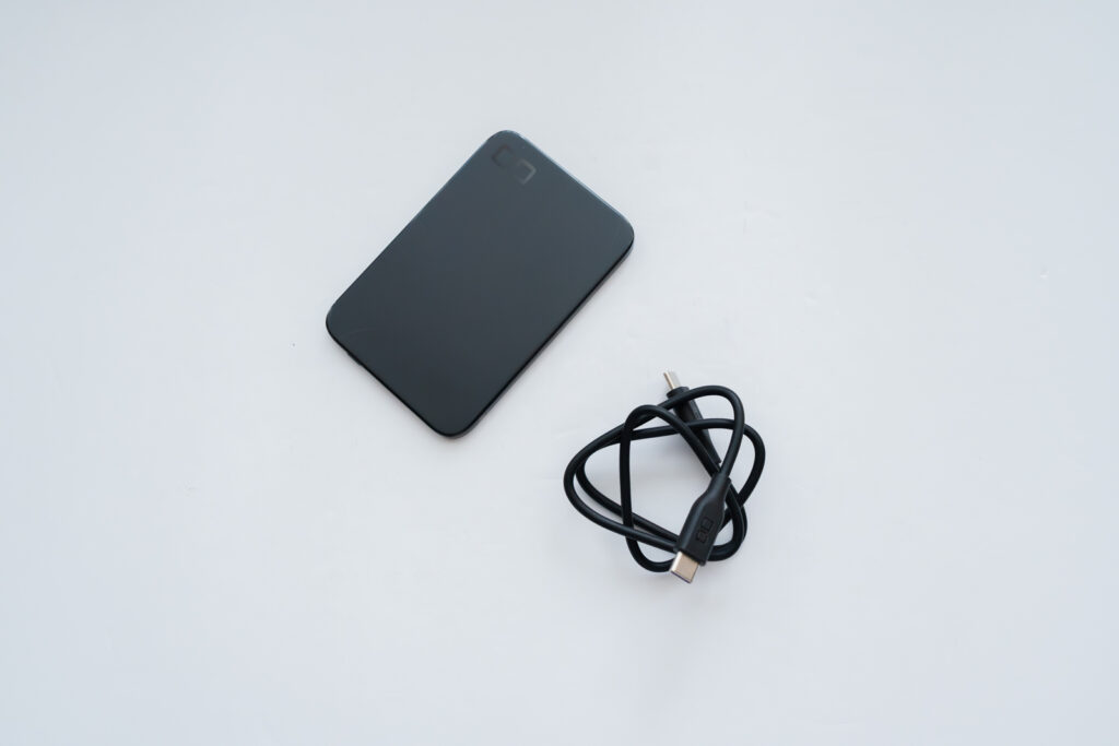 入力も10W。本体の充電にも時間がかかる