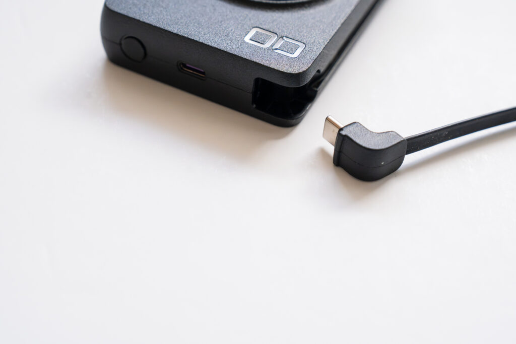 CIO「SMARTCOBY Ex05 Wireless2.2 Pro CABLE SS10K」モバイルバッテリー